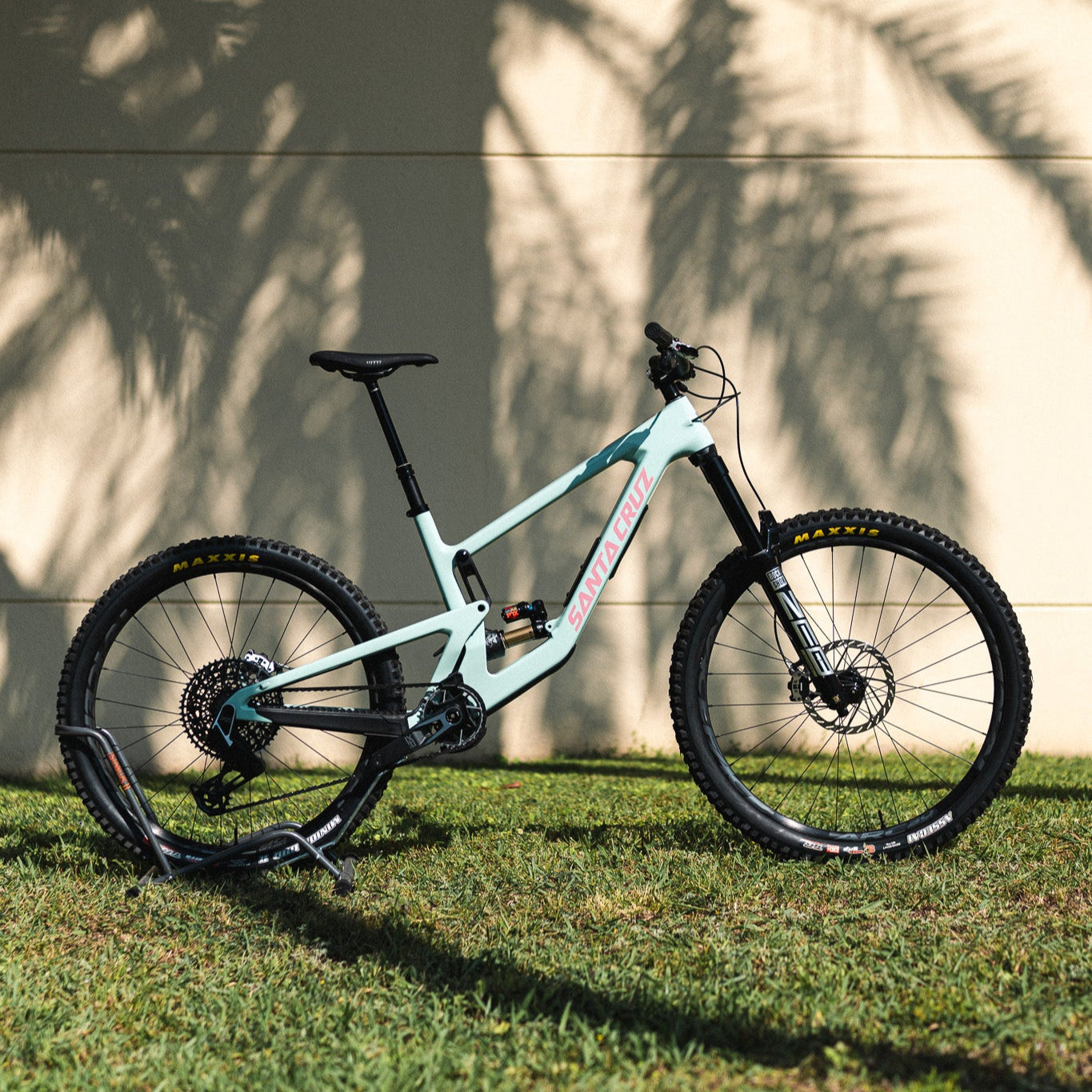 Santa Cruz Nomad cc xo axs