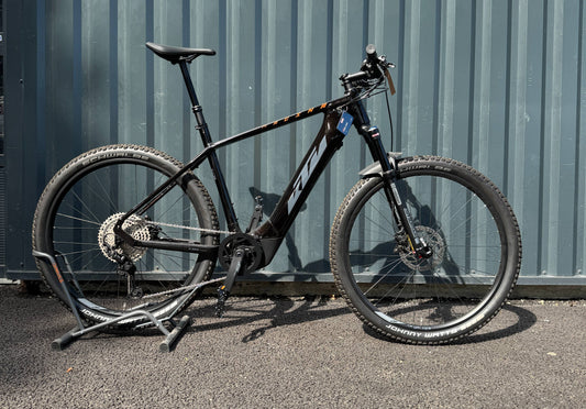 Ktm Macina team 692