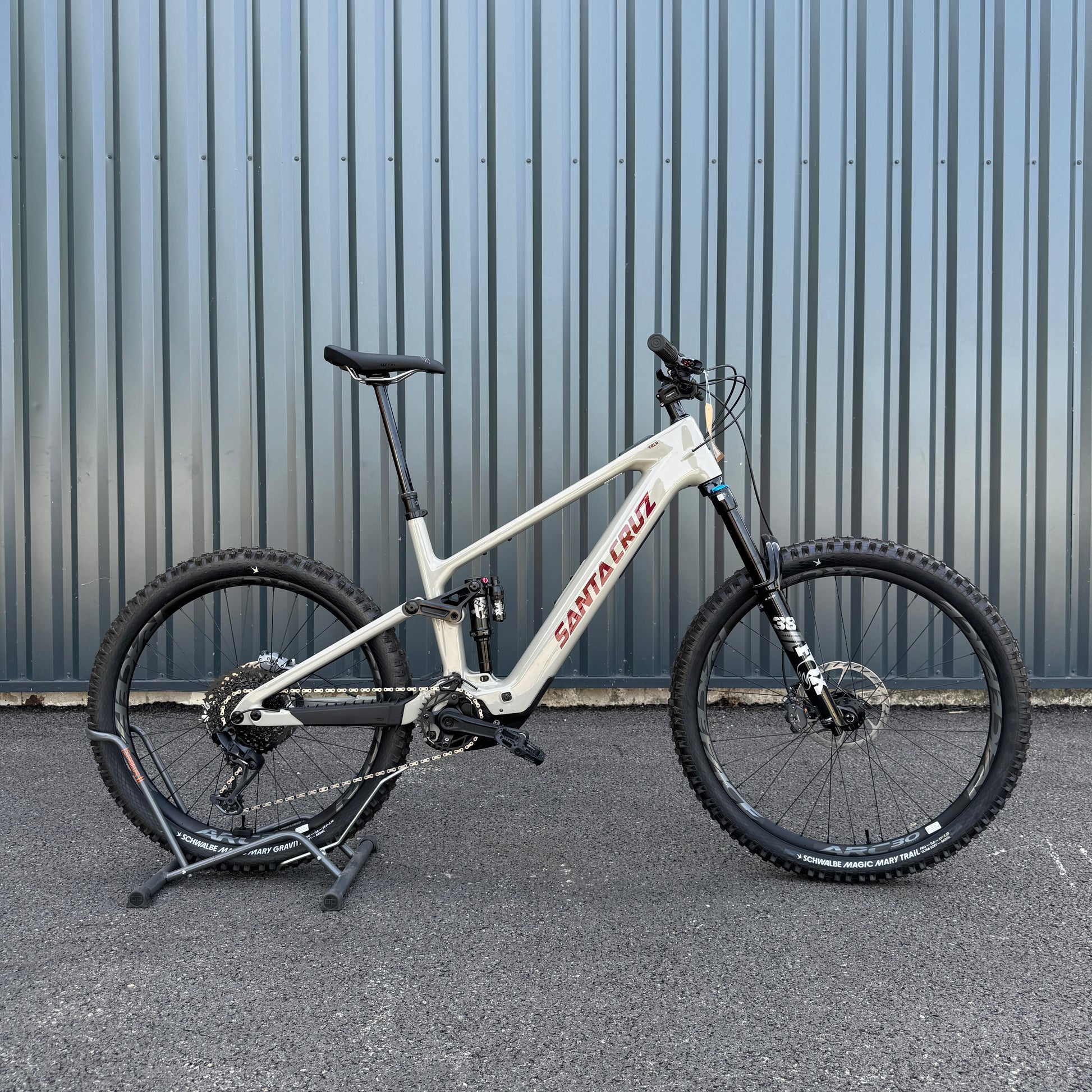 Santa Cruz Vala c s kit