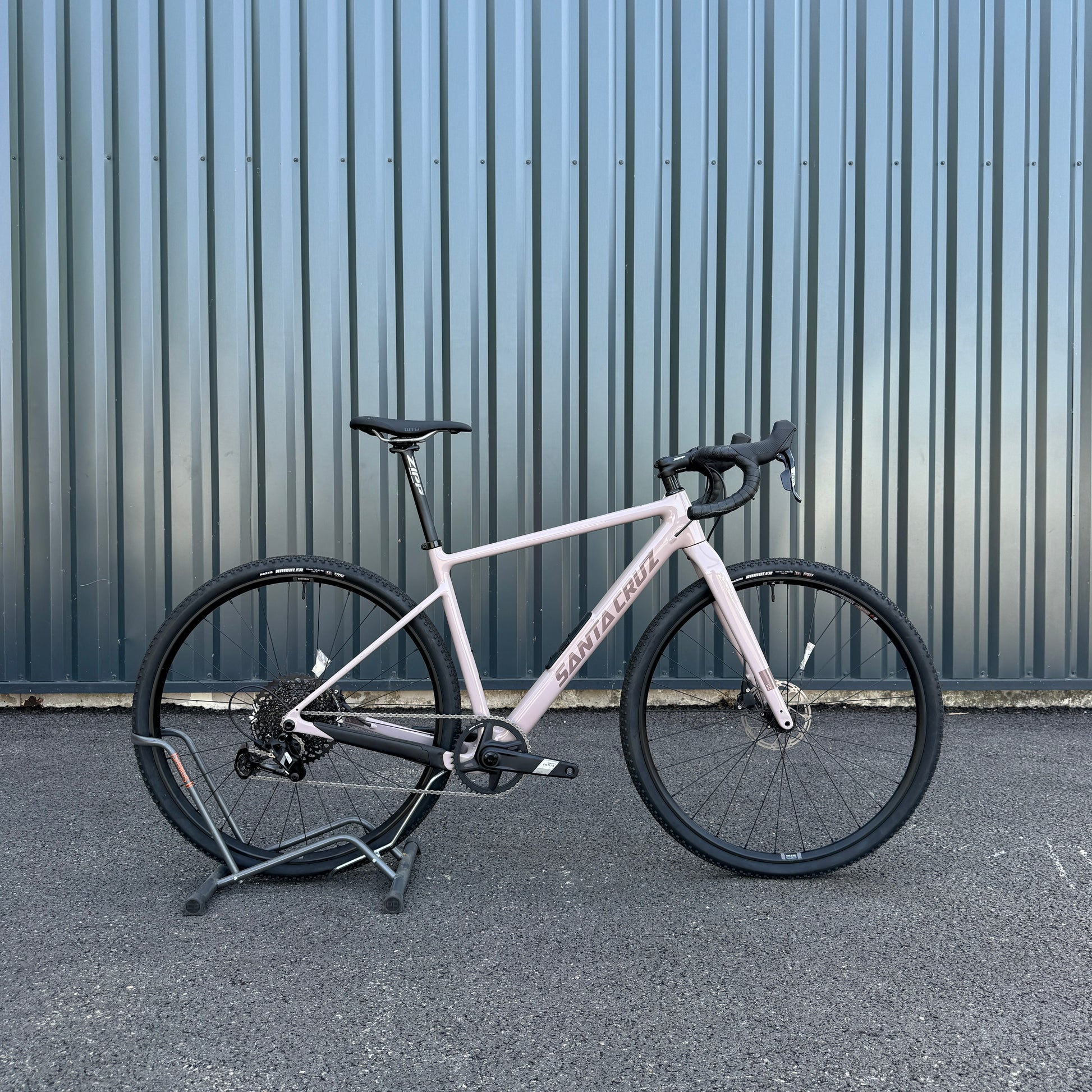 Santa Cruz Stigmata cc Apex