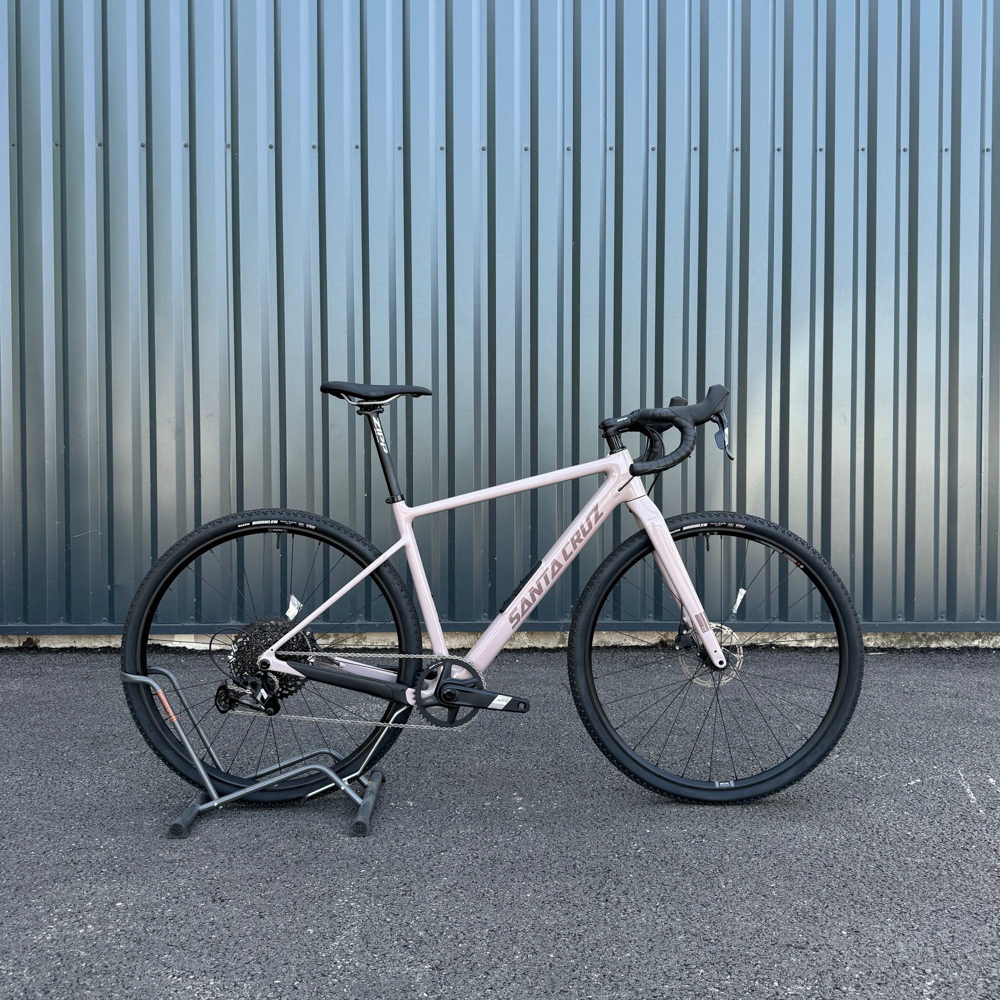 Santa Cruz Stigmata cc Apex