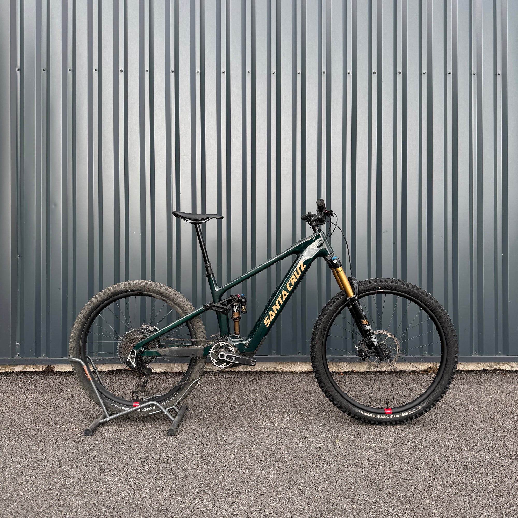 Santa Cruz Vala cc xo axs rsv
