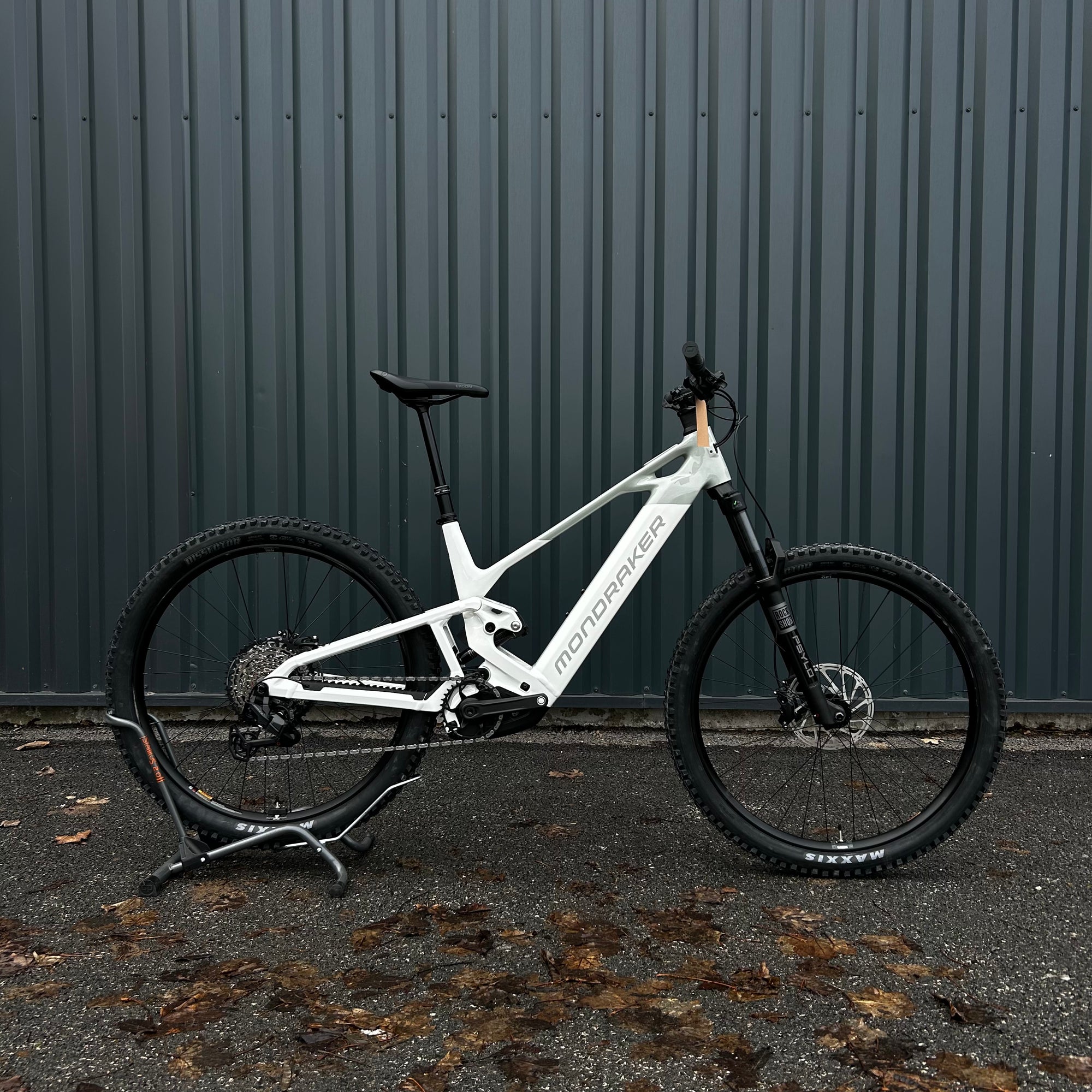 MONDRAKER SCREE S 600