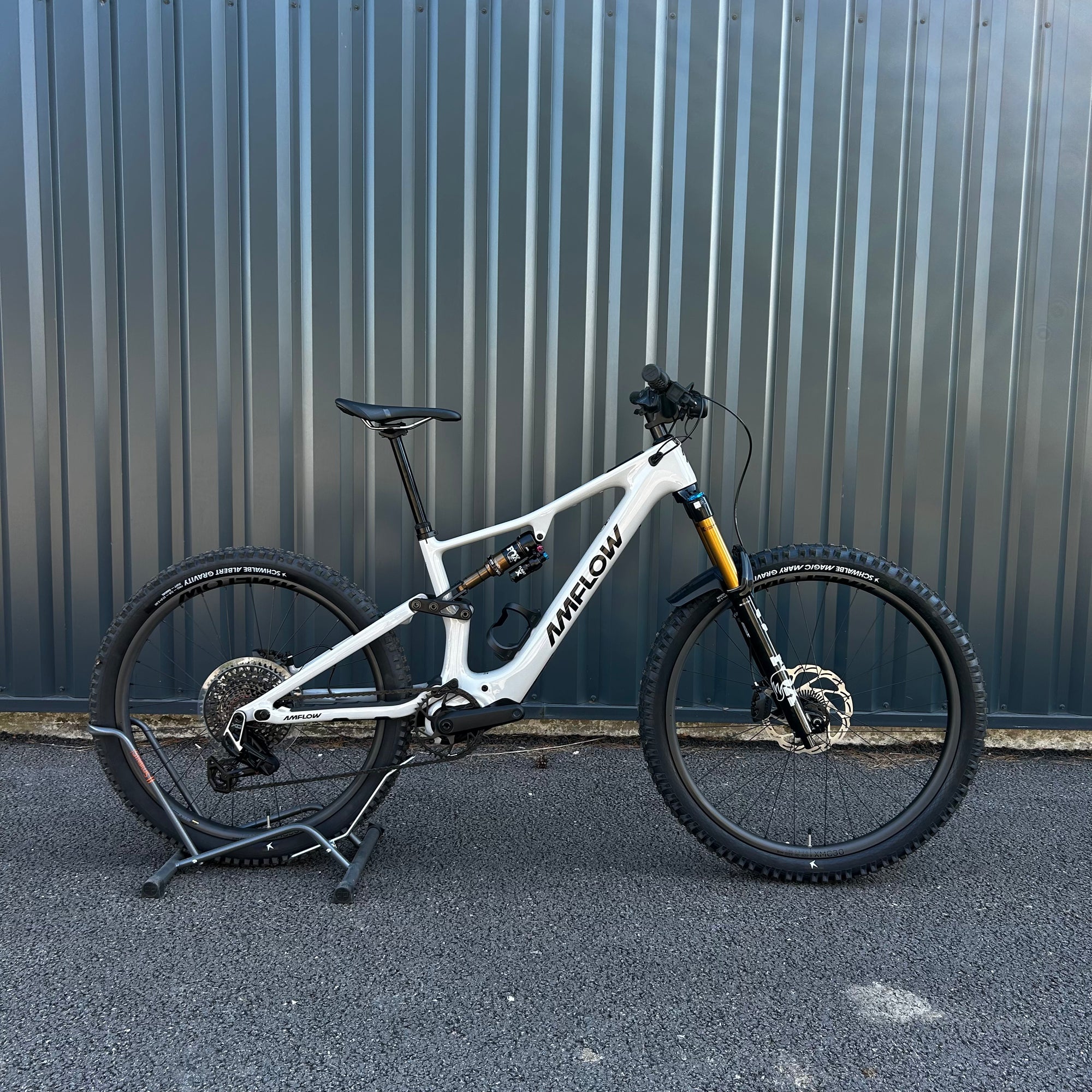 AmFlow PX Carbon Pro
