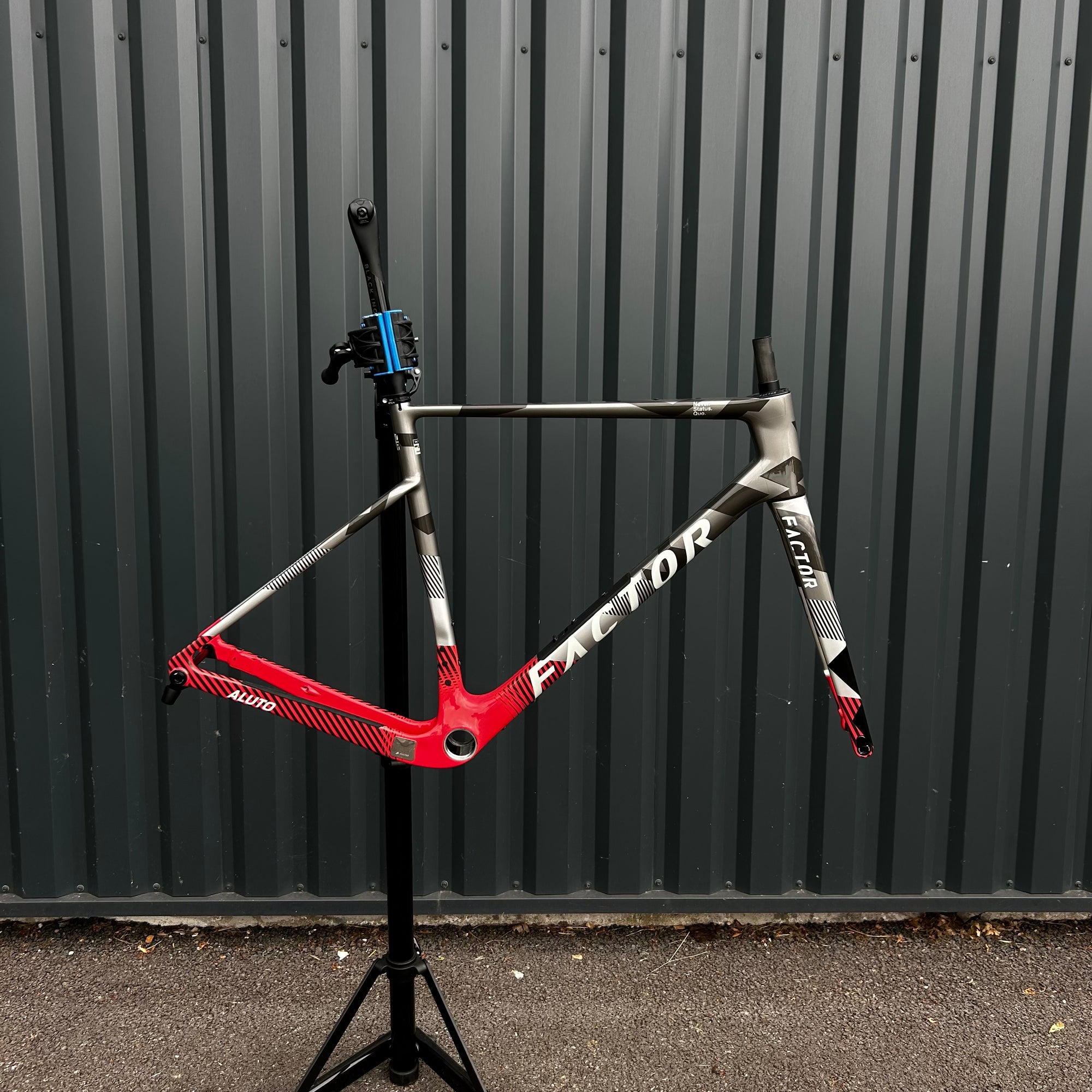 Kit Cadre Factor Aluto Gravel