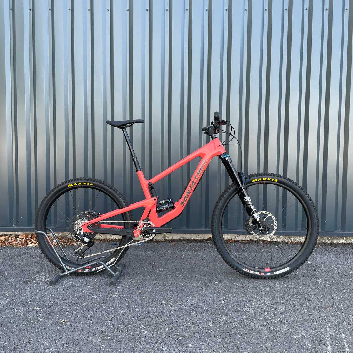 Santa Cruz Nomad C